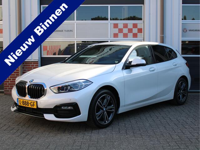 BMW 1-SERIE 118i Business Edition Sport Automaat Stoelverw./Half leder Sport int/Cruise/Climate/Carplay/Digidash/17inch