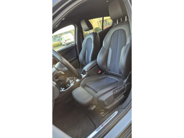 BMW 1-SERIE 118i H.EXE AUT M-SPORT C/P LEER NAVI INRUIL MOG!!!!
