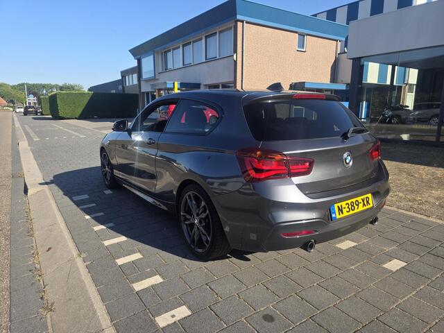 BMW 1-SERIE M140i High Executive navigatie, automaat, dealer onderhouden