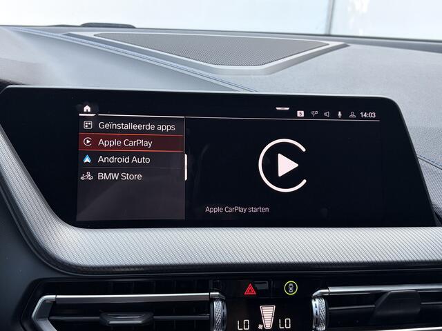 BMW 1-SERIE 118i Executive Edition M-Sport Zetels HUD Adapt.Cruise Carplay Camera Uitstraling!