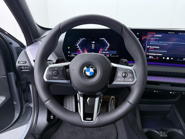 BMW 1-SERIE 120 | M-Sport Pro | Harman Kardon | Panoramadak | Adaptive Cruise