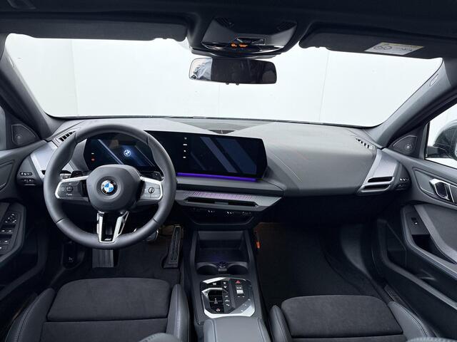 BMW 1-SERIE 120 | M-Sport Pro | Harman Kardon | Panoramadak | Adaptive Cruise
