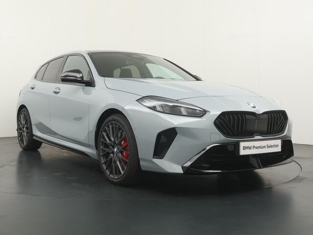 BMW 1-SERIE 120 | M-Sport Pro | Harman Kardon | Panoramadak | Adaptive Cruise
