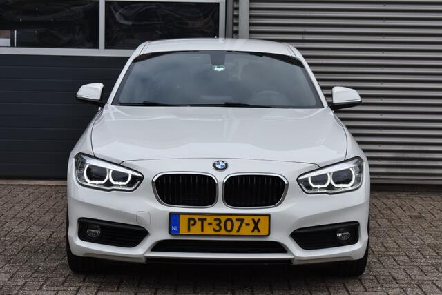 BMW 1-SERIE 118I EXECUTIVE / M-SPORT VELGEN / KEYLESS / CLIMA