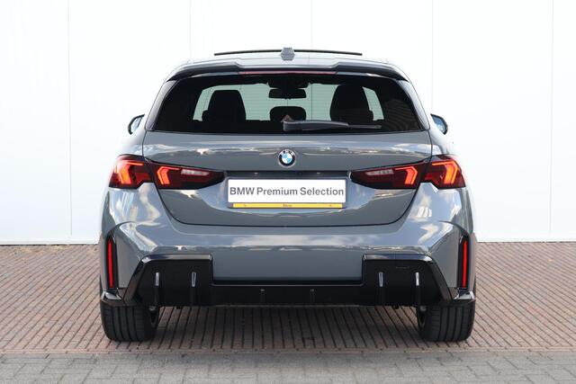 BMW 1-SERIE 120 M Sport Design Edition | Sport Pakket Pro | Invidual Grigio-Telesto | Panorama Dak | Harman Kardon | Elektr. Achterklep | Comforttoegang |