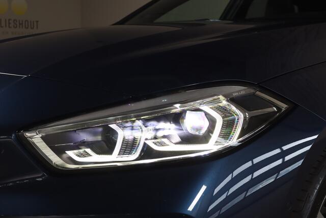 BMW 1-SERIE 116i Executive Edition - NL- Auto!! Stoel+stuurverw I Pano I Camera