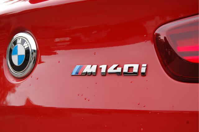BMW 1-SERIE M140i High Executive / Aut / LCI2 / Navi / 2018