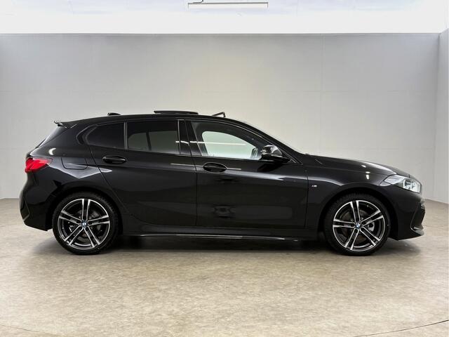 BMW 1-SERIE 118i M-Sport | Pano | Virtual | Sfeer | Camera | Carplay | LED | Parkeersens.