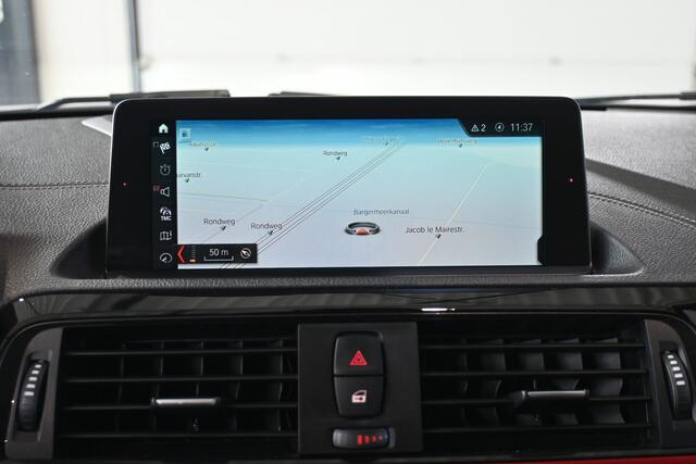 BMW 1-SERIE 116i Sport Cima Navigatie Pdc Cruise Control LED Stoelverwarming Inruil Mogelijk!