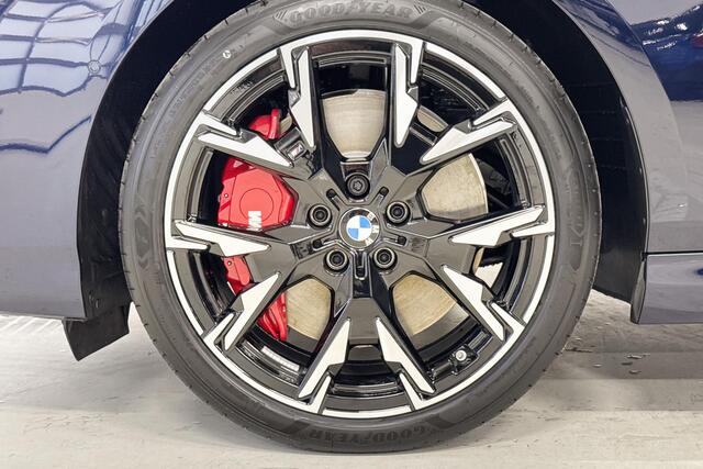 BMW 1-SERIE 120 M sport Panoramadak |