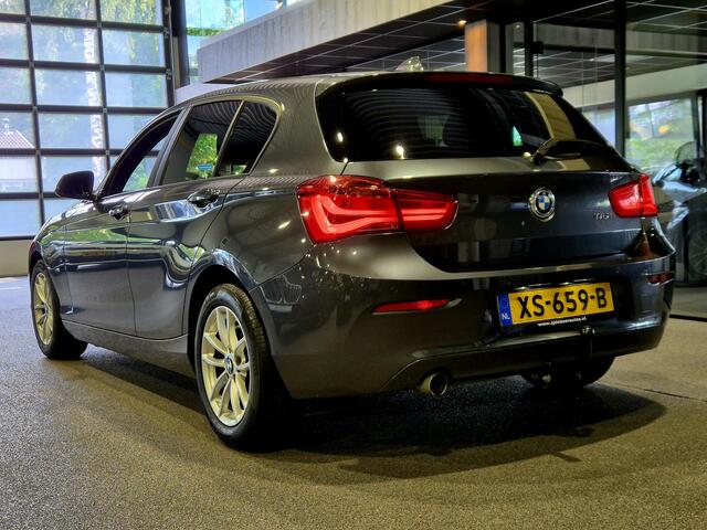 BMW 1-SERIE 116i Executive Navi | Verw. stoelen| Sensoren | Trekhaak | Nette auto