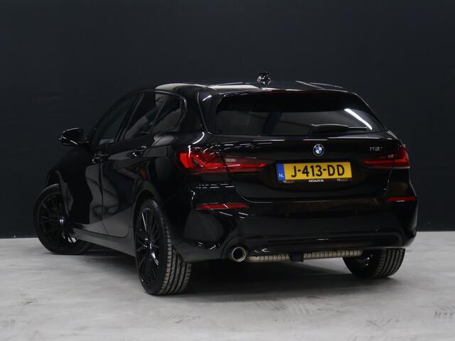 BMW 1-SERIE 118i Executive Edition [AFNEEMBARE TREKHAAK, APPLE CARPLAY, ANDROID, SPORTSTOELEN, PDC V+A, BMW LED, CRUISE, CLIMATE, NIEUWSTAAT]