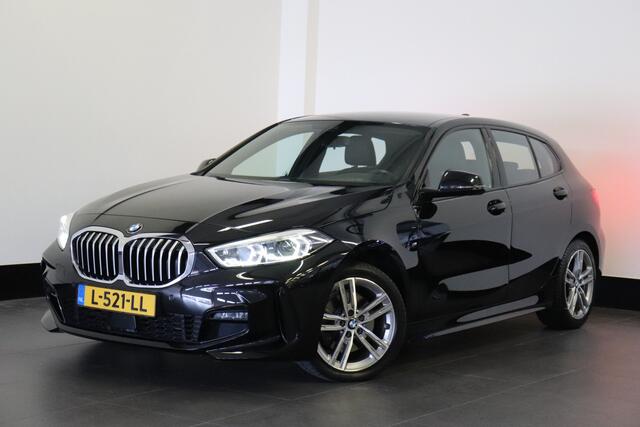 BMW 1-SERIE 118i Business Edition Plus M-Sport Dealer OH | Leder | Navi | Cruise | Carplay | Sfeer | €18.900,- incl. BTW