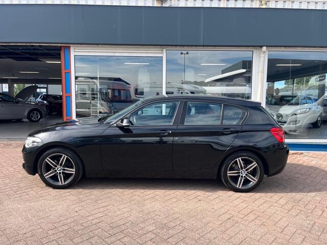 BMW 1-SERIE 116i C.L. Executive Clima Cruise PDC Navi