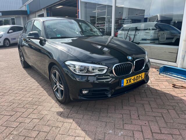BMW 1-SERIE 116i C.L. Executive Clima Cruise PDC Navi