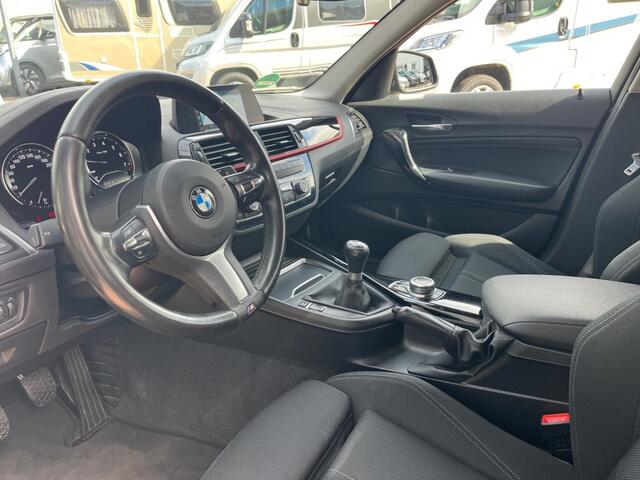 BMW 1-SERIE 116i C.L. Executive Clima Cruise PDC Navi
