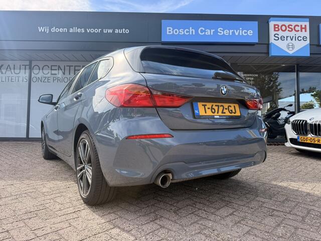 BMW 1-SERIE 118i Intro Edition | Stoel & Stuurverwarming | PDC