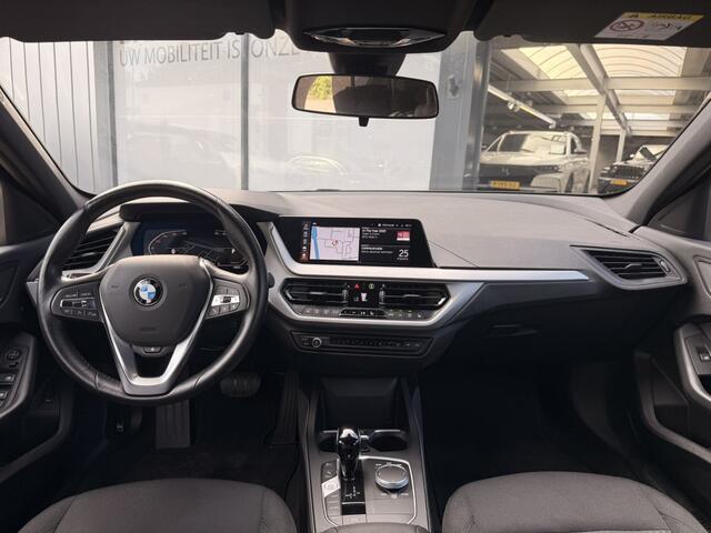 BMW 1-SERIE 118i Intro Edition | Stoel & Stuurverwarming | PDC