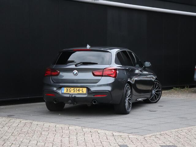 BMW 1-SERIE 118i High Executive | AUT. | M SPORT | LEDER | SCHUIFDAK | TREKHAAK | PDC | STOELVERW. | CRUISE |