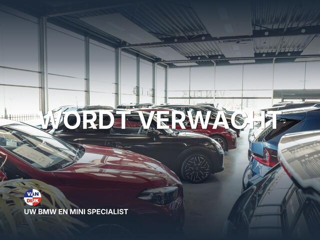 BMW 1-SERIE 120 M Sport Adaptief M Onderstel Driving Assistant Parking Assistant 19'' LM Velgen