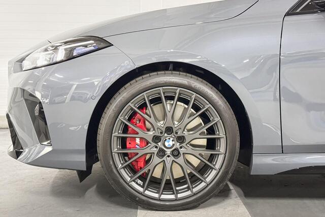 BMW 1-SERIE 120 M Sport Design Edition Panoramadak | Harman Kardon
