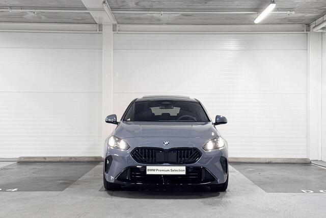 BMW 1-SERIE 120 M Sport Design Edition Panoramadak | Harman Kardon
