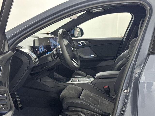 BMW 1-SERIE 120 M Sport Design Edition Panoramadak | Harman Kardon