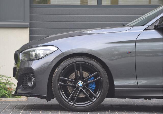 BMW 1-SERIE 120i Edition M Sport Shadow High Executive Automaat | Leer | Stoelverwarming | Cruise Control | Uitmuntende staat!