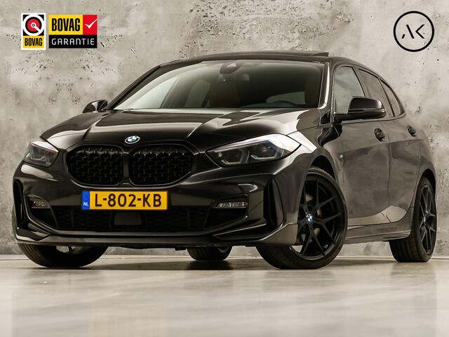 BMW 1-SERIE 118i M Sport Automaat (PANORAMADAK, M PAKKET, DEALER ONDERHOUDEN, STUUR/STOELVERWARMING, CAMERA, BRUIN LEDER, SPOILER, BLACK PACK, SFEERVERLICHTING, NIEUWSTAAT)