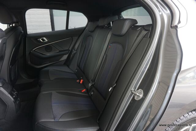 BMW 1-SERIE 120i Carplay | Dealerauto | M-Pakket | Live Cockpit | 180 pk