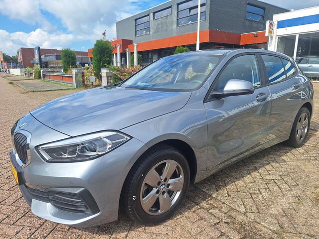 BMW 1-SERIE 118i