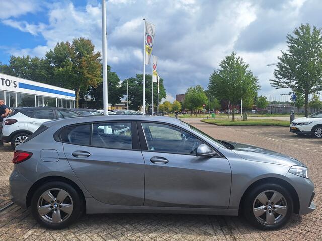 BMW 1-SERIE 118i