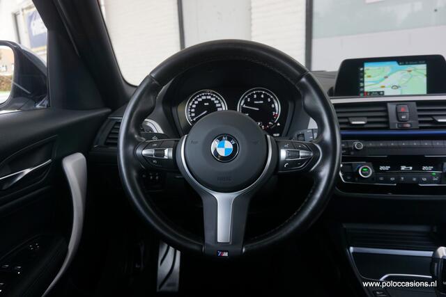 BMW 1-SERIE 118i M-pakket | Automaat | Leder | Sportinterieur | Dealerauto