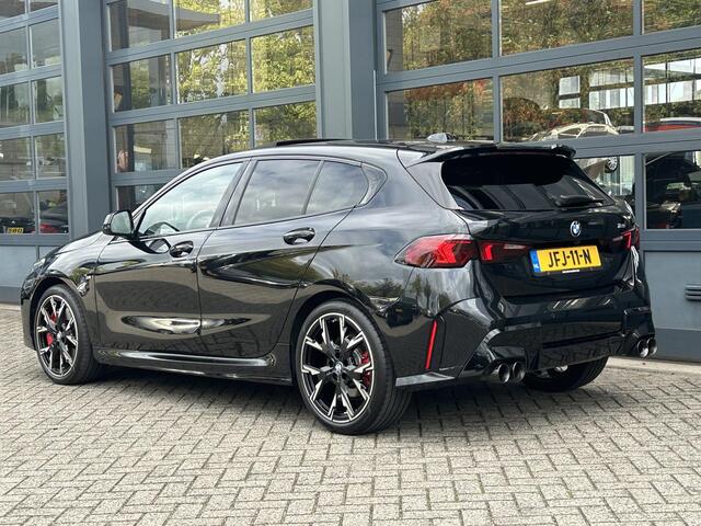 BMW 1-SERIE 123 xDrive | Panoramadak | Harman Kardon | Head Up | Camera