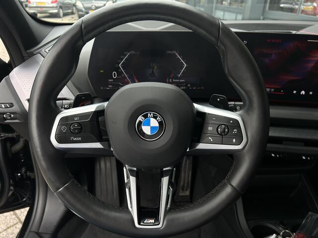BMW 1-SERIE 123 xDrive | Panoramadak | Harman Kardon | Head Up | Camera