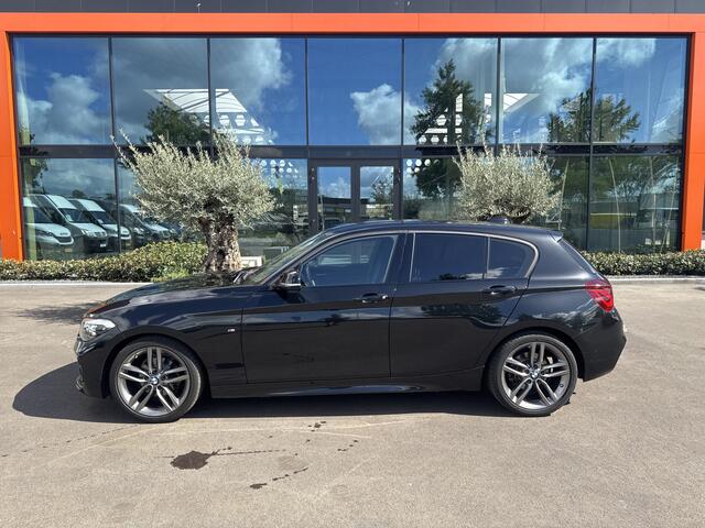 BMW 1-SERIE 118i Edition M Sport Shadow High Executive. Apple Carplay!