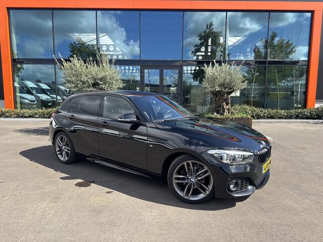 BMW 1-SERIE 118i Edition M Sport Shadow High Executive. Apple Carplay!