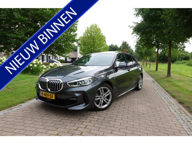 BMW 1-SERIE 118i High Executive M-Sport | Panodak | Stoelverw. | LED | DAB | Camera | BTW |
