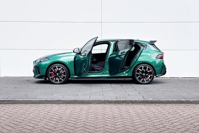 BMW 1-SERIE 123 xDrive M Sportpakket Pro | Harman Kardon |
