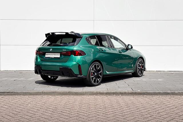 BMW 1-SERIE 123 xDrive M Sportpakket Pro | Harman Kardon |