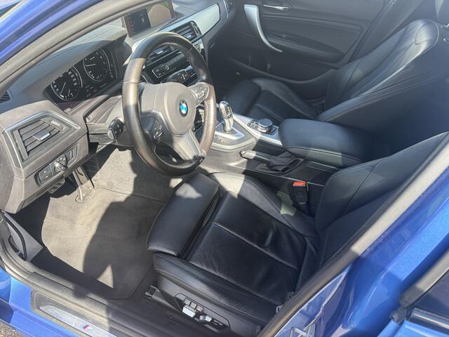 BMW 1-SERIE 118i Corporate Lease High Executive / M-PAKKET / AKRAPOVICH / LEER / AUTOMAAT / 159dkm! NAP!