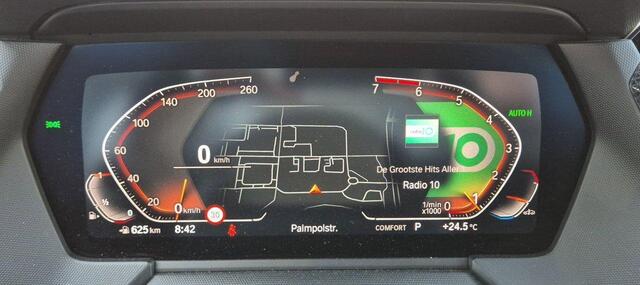 BMW 1-SERIE 118i Executive Edition | M-Sport | Camera | Stoelverwarming | Keyless