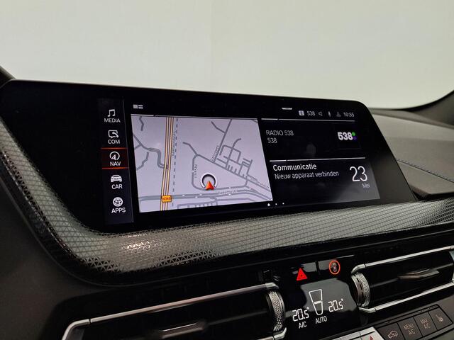 BMW 1-SERIE 118i Executive Edition | M-Sport | Camera | Stoelverwarming | Keyless
