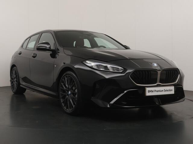 BMW 1-SERIE 120 M Sportpakket | Stoelverwarming | Comfort access | 19" |