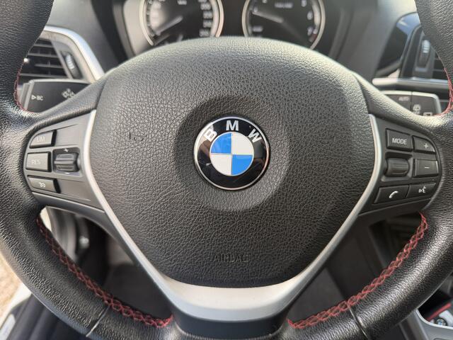 BMW 1-SERIE 118i Sport Line Edition LED/Navi/Clima/Cruise/PDC