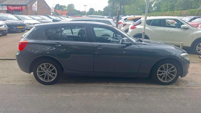 BMW 1-SERIE 116D 115pk ECC/cruise/navi/PDC/USB 5-deurs