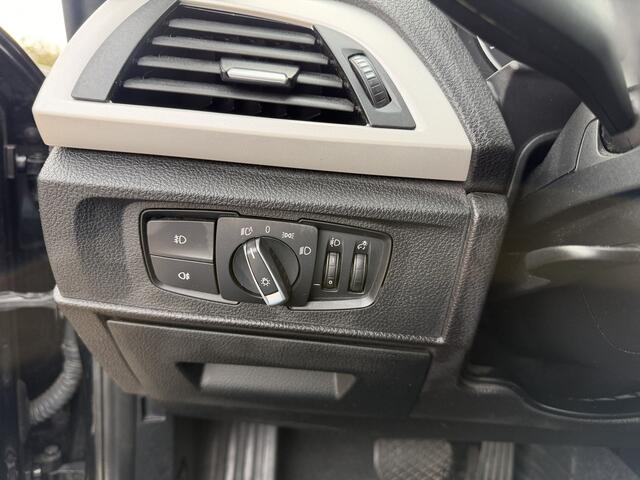BMW 1-SERIE 118i Autom/Tiptr Sportline Navi/Clima/Cruise/PDC/LMV