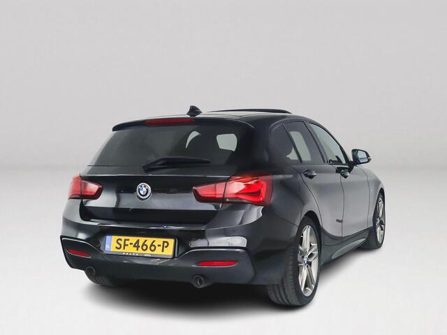 BMW 1-SERIE 118i Corporate Lease High Executive | Panoramadak | Park assist | Harman Kardon | Stoelverwarming