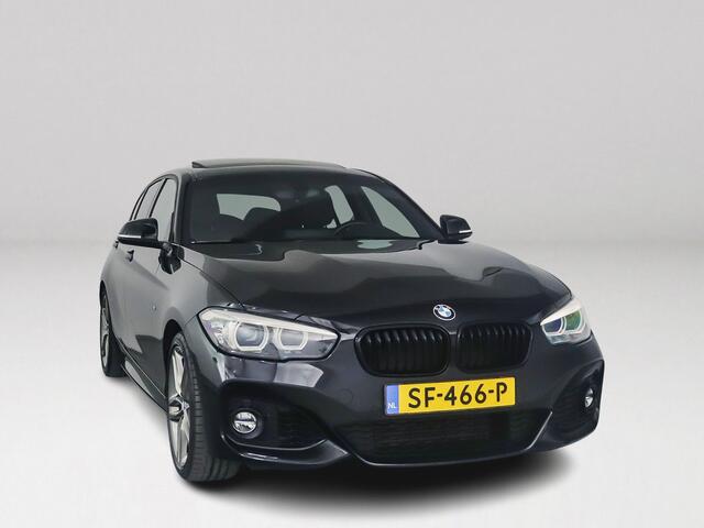 BMW 1-SERIE 118i Corporate Lease High Executive | Panoramadak | Park assist | Harman Kardon | Stoelverwarming