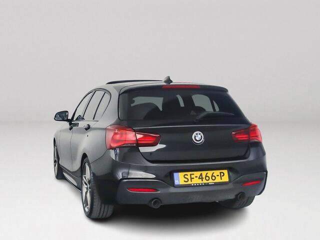 BMW 1-SERIE 118i Corporate Lease High Executive | Panoramadak | Park assist | Harman Kardon | Stoelverwarming